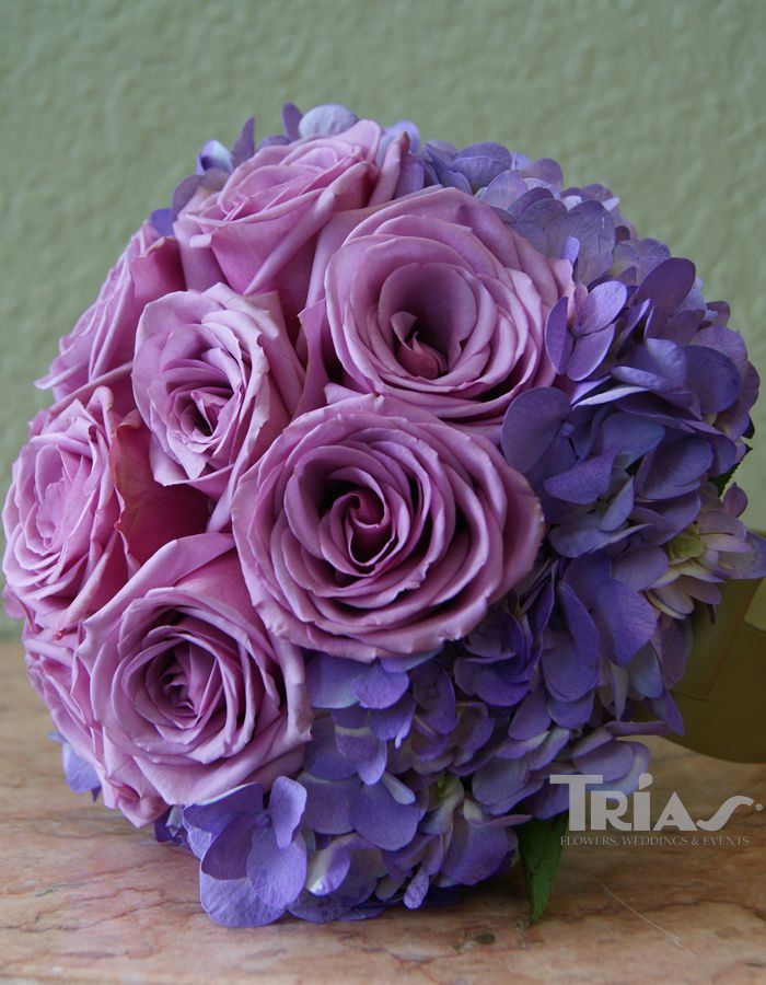 Trias Flowers & Gifts - 1