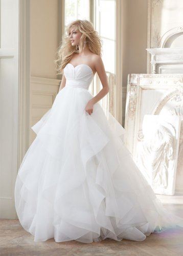 Roxi's Elegant Bridal - 1