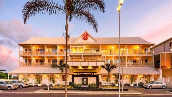 Sheraton Samoa Aggie Grey's Hotel and Bungalows - 1