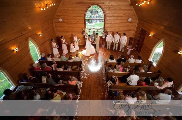 Lazy G Wedding Chapel and Cabin Rentals - 2