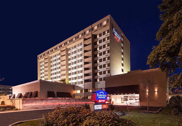 Fairfield Inn And Suites Charlotte Uptown - 2