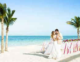 Excellence Playa Mujeres is a  World Class Wedding Venues Gold Member