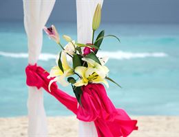Crown Paradise Club Cancun is a  World Class Wedding Venues Gold Member