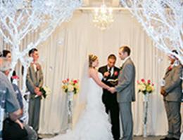 12 West Main is a  World Class Wedding Venues Gold Member