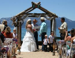 Weddings At Lakeside Beach is a  World Class Wedding Venues Gold Member