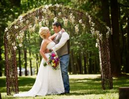The Pasture at Willows Ranch is a  World Class Wedding Venues Gold Member