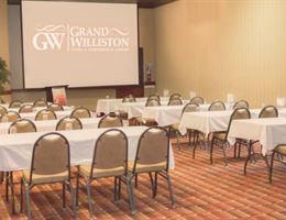 Grand Williston Hotel and Conference Center is a  World Class Wedding Venues Gold Member