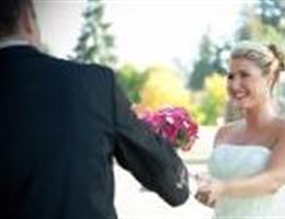 Meridian Valley Country Club is a  World Class Wedding Venues Gold Member