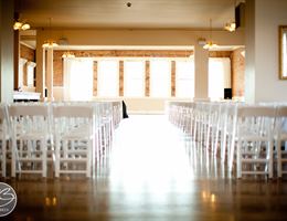 Hollywood Schoolhouse is a  World Class Wedding Venues Gold Member