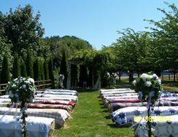 Scappoose Creek In is a  World Class Wedding Venues Gold Member