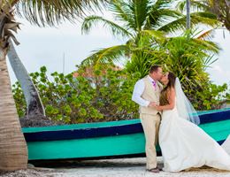 Belizean Shores Resort is a  World Class Wedding Venues Gold Member