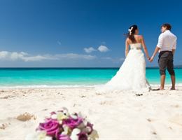 Valentines Resort and Marina is a  World Class Wedding Venues Gold Member