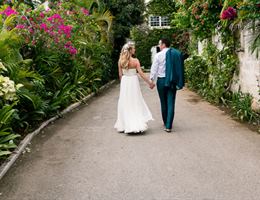 Cobblers Cove is a  World Class Wedding Venues Gold Member