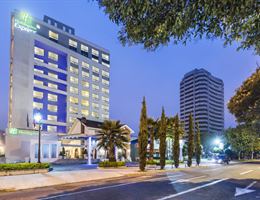 Holiday Inn Express Quito is a  World Class Wedding Venues Gold Member