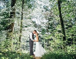 Ijams Nature Center is a  World Class Wedding Venues Gold Member