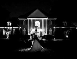 Shirley Gray Estates is a  World Class Wedding Venues Gold Member