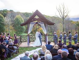 Laurel Ridge Country Club and Event is a  World Class Wedding Venues Gold Member