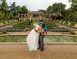 Fort Worth Botanic Garden is a  World Class Wedding Venues Gold Member