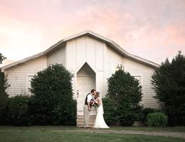 Enchanted Creek Weddings and Events is a  World Class Wedding Venues Gold Member