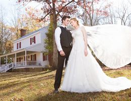 The Cottages on Mergendollar is a  World Class Wedding Venues Gold Member