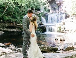 Skytop Lodge is a  World Class Wedding Venues Gold Member