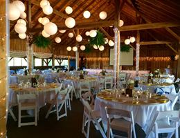 Betsy's Barn is a  World Class Wedding Venues Gold Member
