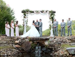 Willow Creek Falls & Vineyard is a  World Class Wedding Venues Gold Member