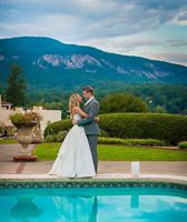 The 1927 Lake Lure Inn And Spa is a  World Class Wedding Venues Gold Member