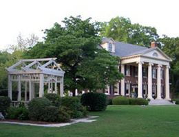 The Bentley Kinston's Bed and Breakfast Inn is a  World Class Wedding Venues Gold Member