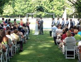 Maple Grove Farm is a  World Class Wedding Venues Gold Member