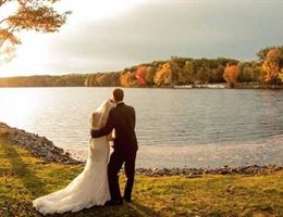 The Lodge at Mountain Springs Lake is a  World Class Wedding Venues Gold Member