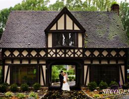 Stokesay Castle is a  World Class Wedding Venues Gold Member