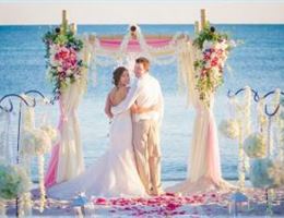 Sheraton Suites Key West is a  World Class Wedding Venues Gold Member