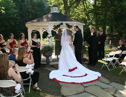 Bello Giorno Catering is a  World Class Wedding Venues Gold Member