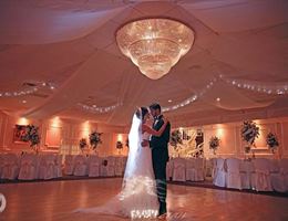 The Berkeley Plaza is a  World Class Wedding Venues Gold Member