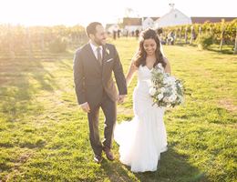 Jonathan Edwards Winery is a  World Class Wedding Venues Gold Member