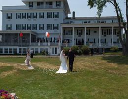 Emerson Inn By The Sea is a  World Class Wedding Venues Gold Member