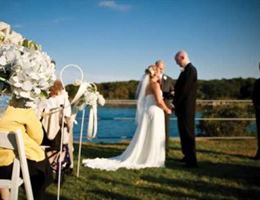 Stage Neck Inn is a  World Class Wedding Venues Gold Member