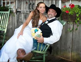 Wood Acres Farm is a  World Class Wedding Venues Gold Member