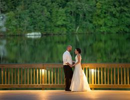 Lake of Isles is a  World Class Wedding Venues Gold Member