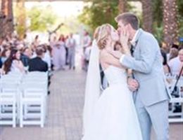 Arizona Grand Resort And Spa is a  World Class Wedding Venues Gold Member