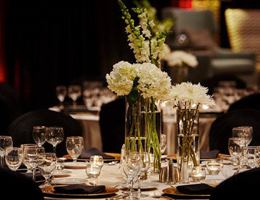 Des Moines Marriott Downtown is a  World Class Wedding Venues Gold Member