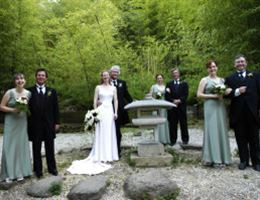 Hakone Estate And Gardens is a  World Class Wedding Venues Gold Member