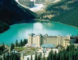 Fairmont Chateau Lake Louise is a  World Class Wedding Venues Gold Member