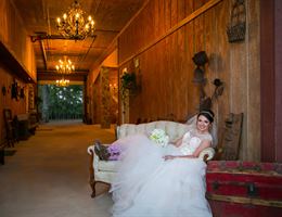Rustic Rose is a  World Class Wedding Venues Gold Member