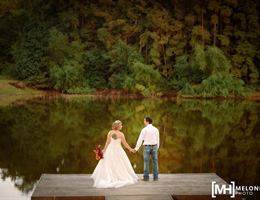 Pine Lake Ranch is a  World Class Wedding Venues Gold Member