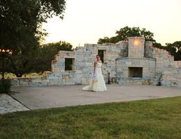 Carriage Hills Ranch is a  World Class Wedding Venues Gold Member