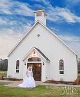 Ranch House Chapel And Lodge is a  World Class Wedding Venues Gold Member