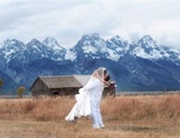 Grand View Lodge is a  World Class Wedding Venues Gold Member