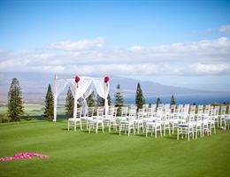 The King Kamehameha Golf Club and Kahili Golf Course is a  World Class Wedding Venues Gold Member